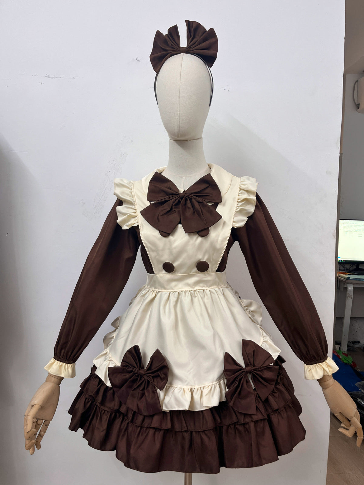 Brown Long Sleeve Maid Costume Set
